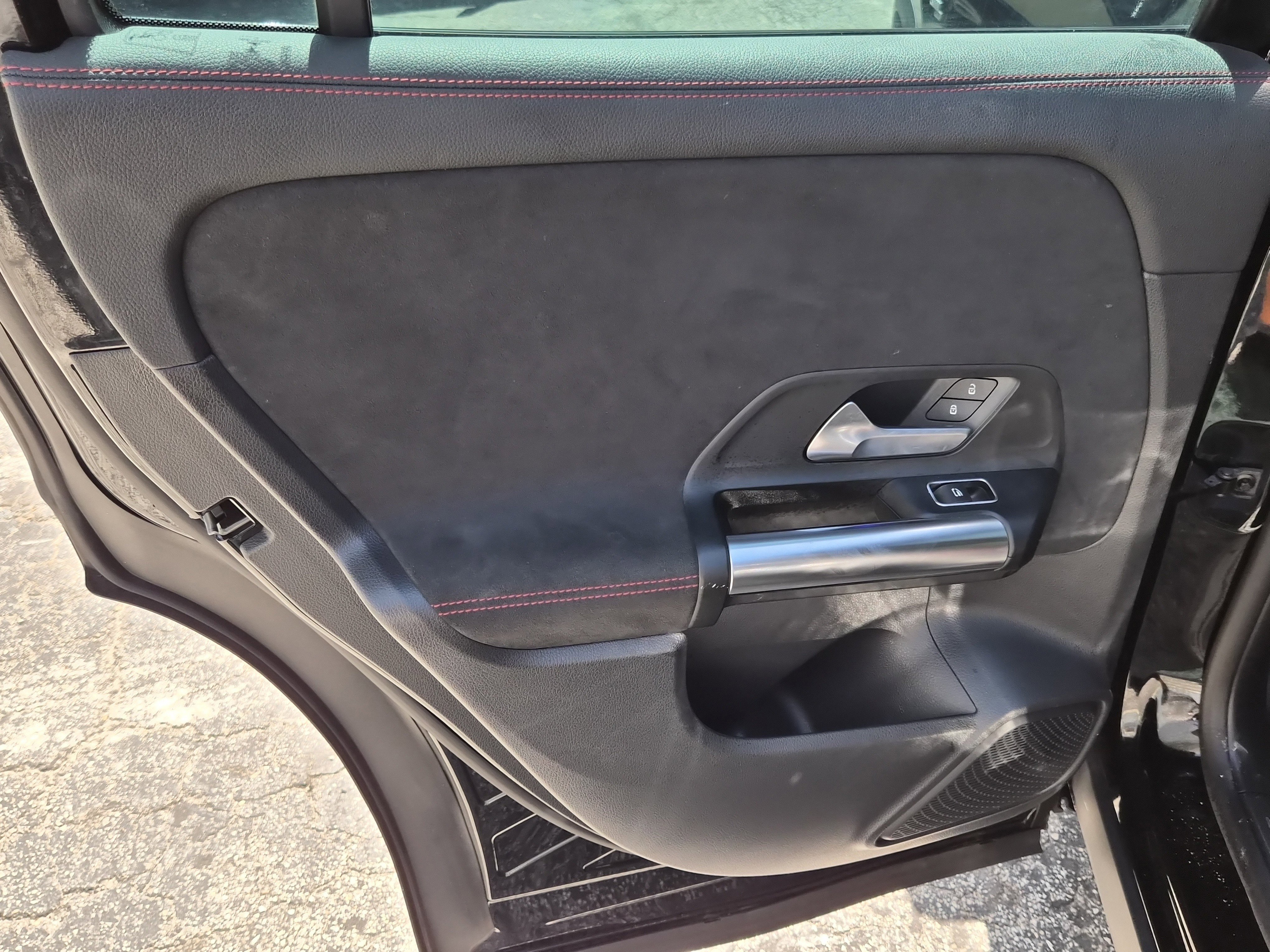 Used 2022 Mercedes-Benz GLA 35 AMG 4MATIC w/ Premium Package Lite image 16