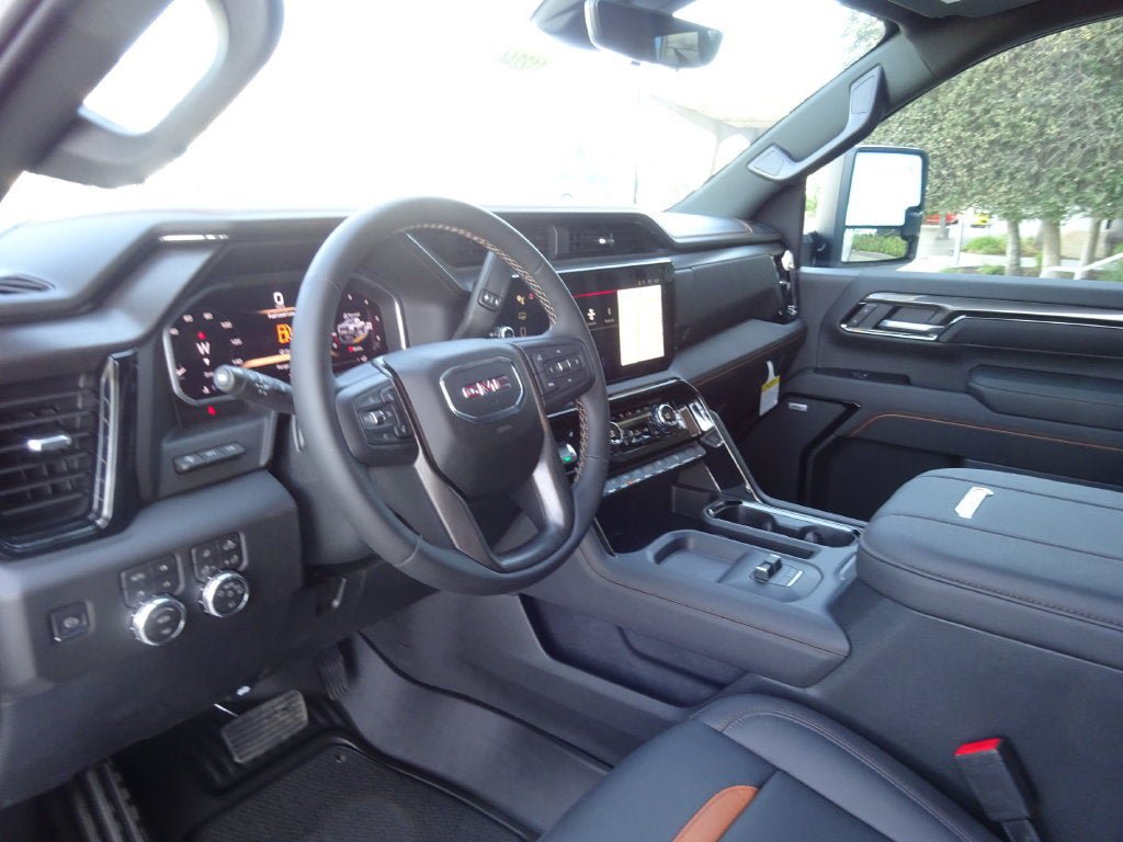 New 2026 GMC Sierra 2500 AT4 w/ AT4 Premium Plus Package AWD/4WD image 13