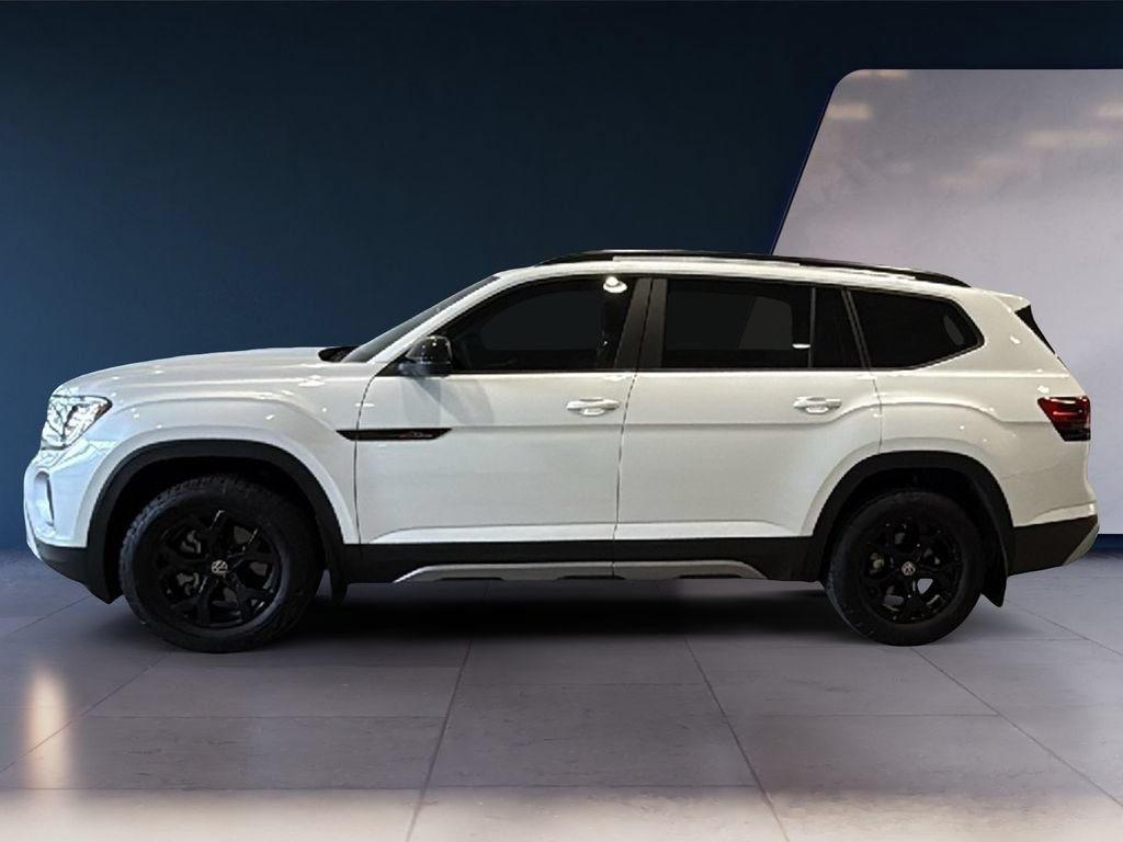 Used 2024 Volkswagen Atlas Peak Edition SEL AWD/4WD image 4