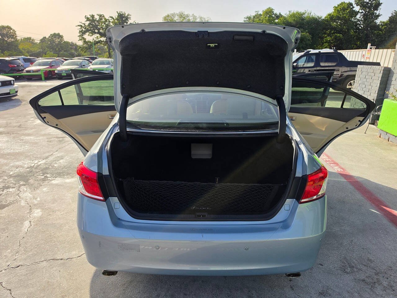 Used 2011 Lexus ES 350 FWD image 24