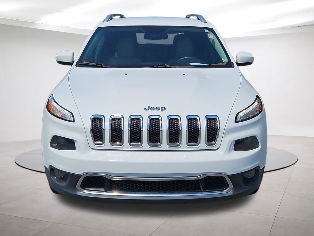 Used 2016 Jeep Cherokee Limited FWD image 2