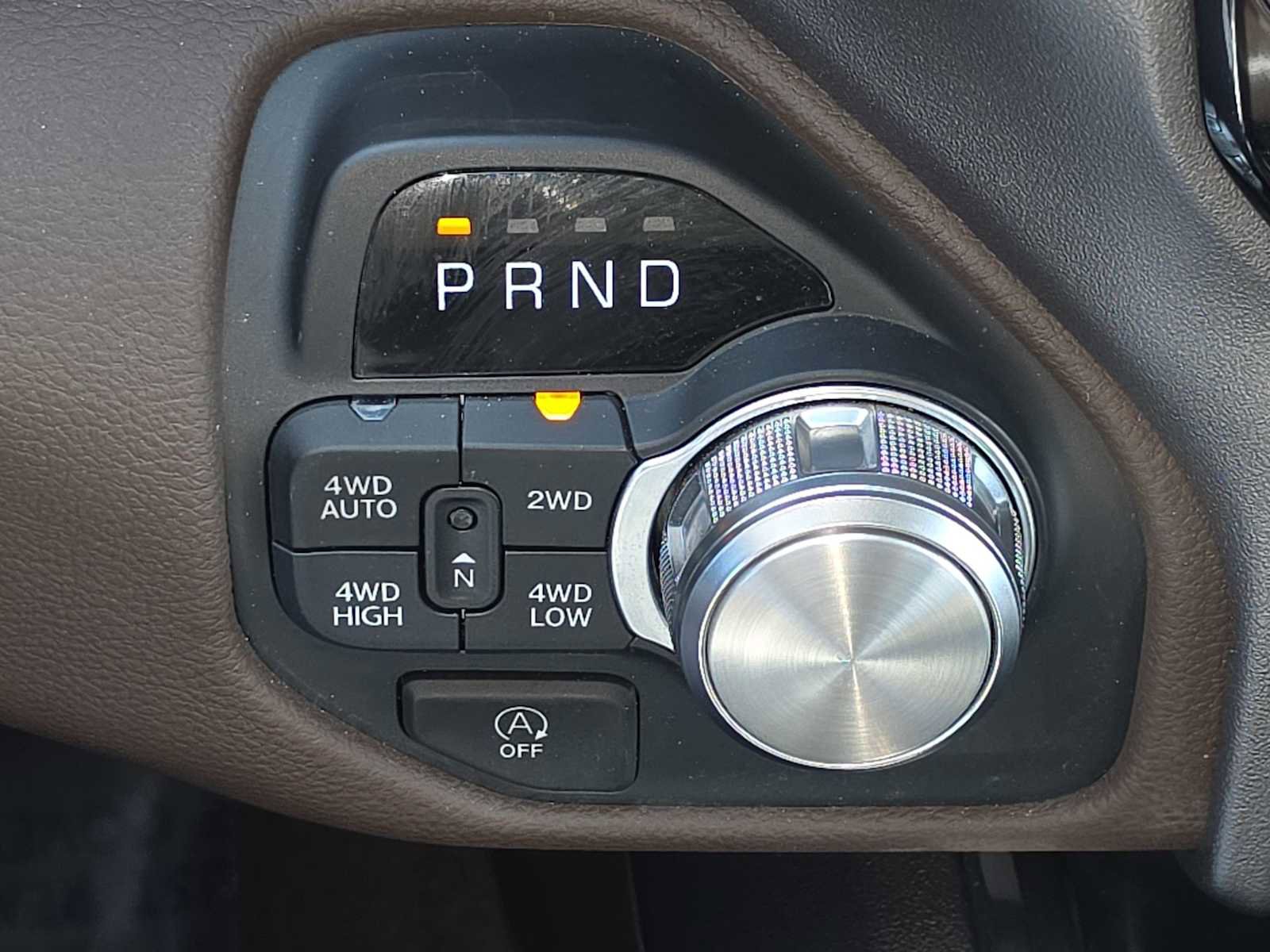 Used 2025 RAM 1500 Laramie w/ Advanced Safety Group II AWD/4WD image 21