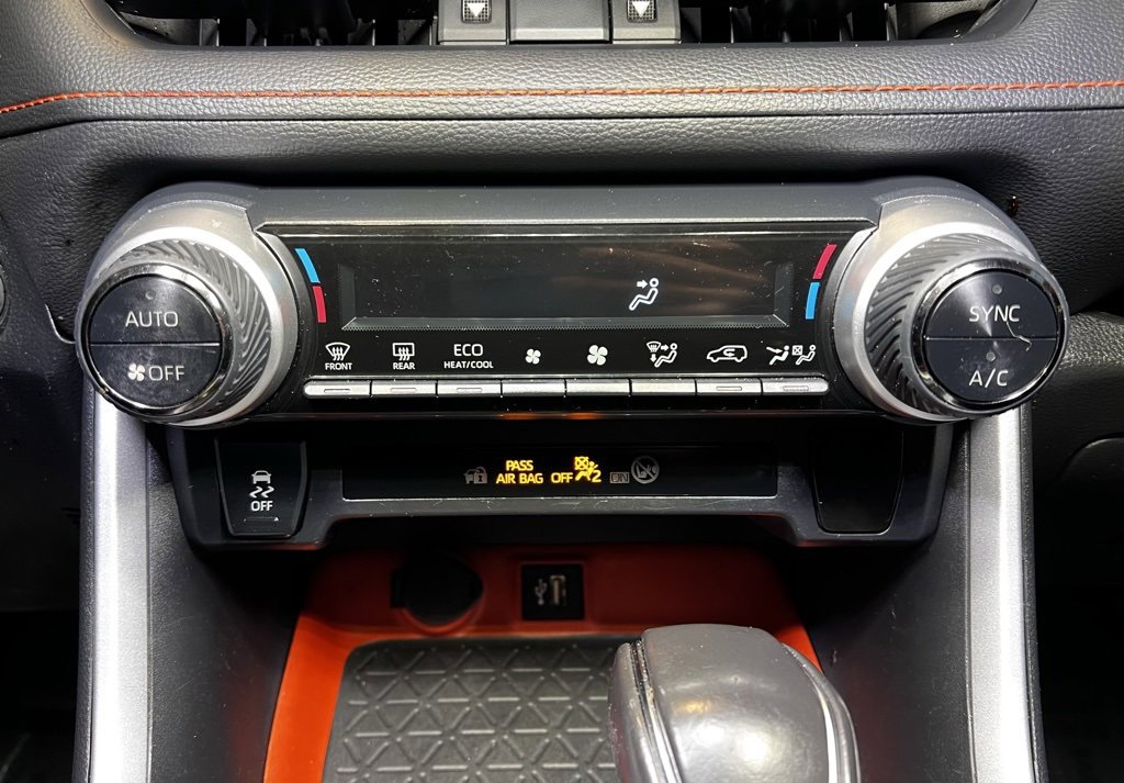 Used 2023 Toyota RAV4 Adventure image 31