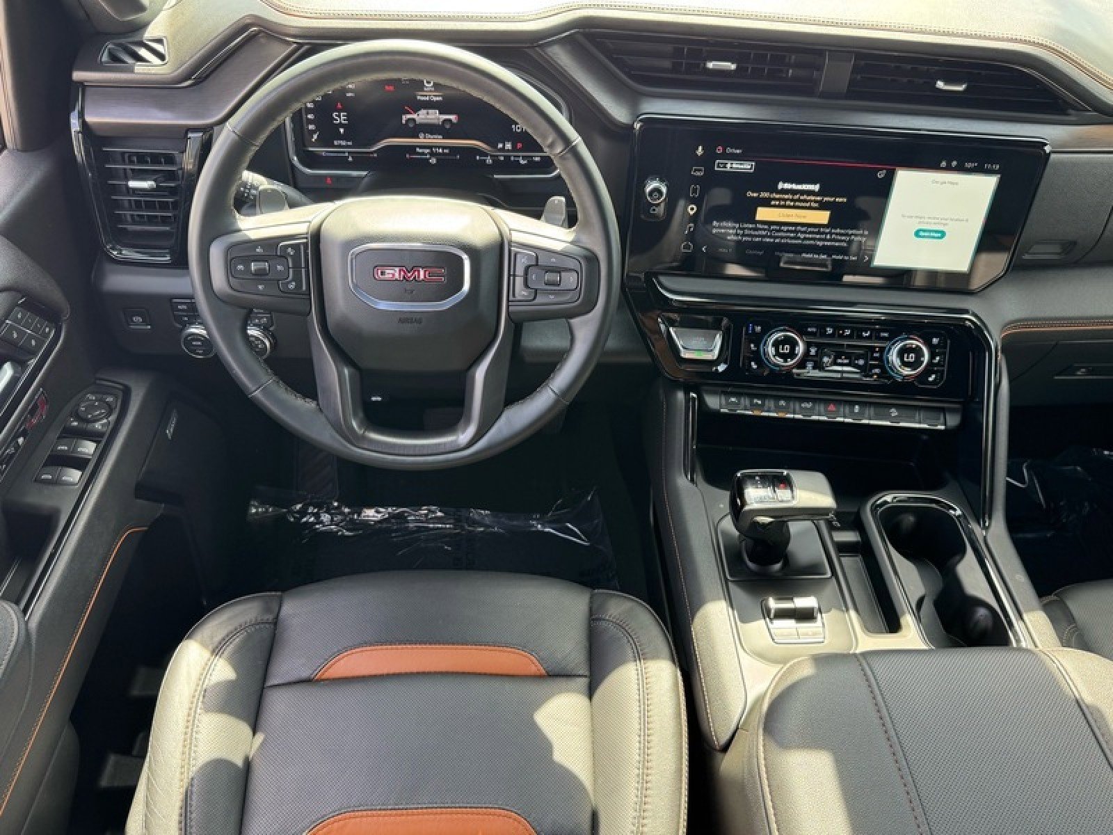 Used 2025 GMC Sierra 1500 AT4 AWD/4WD image 16