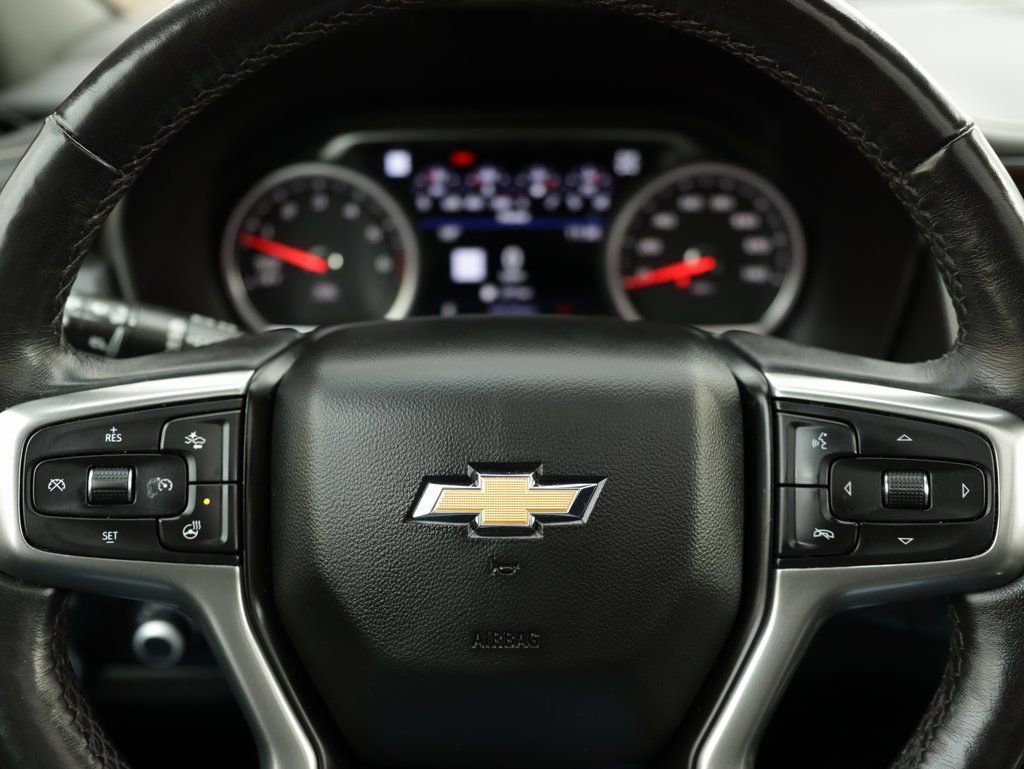 Used 2021 Chevrolet Suburban Premier image 12