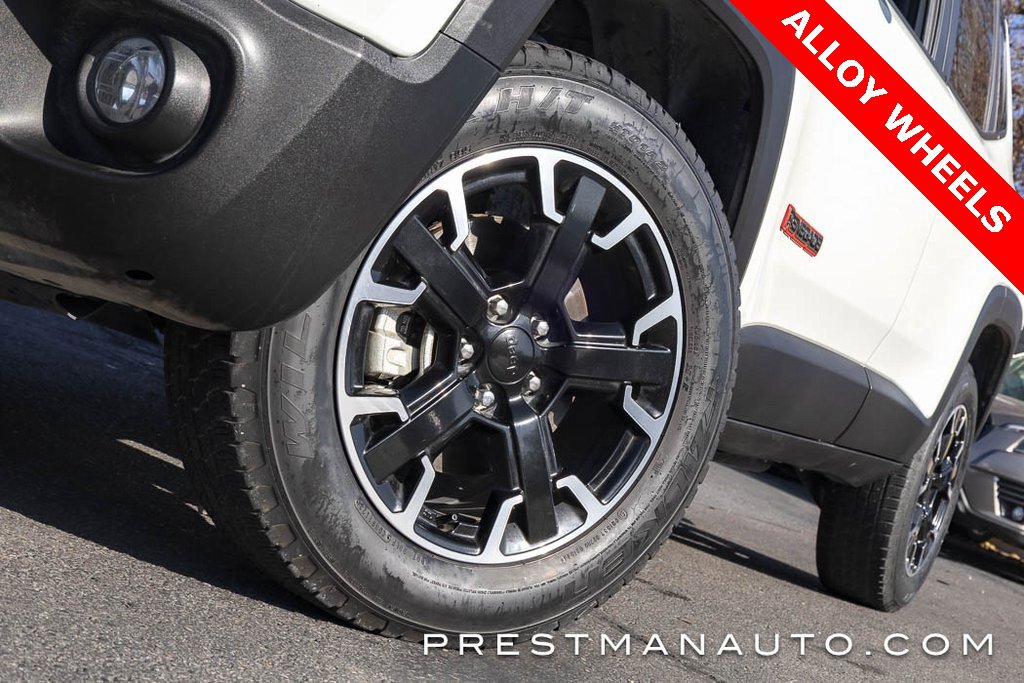 Used 2023 Jeep Renegade Trailhawk image 7