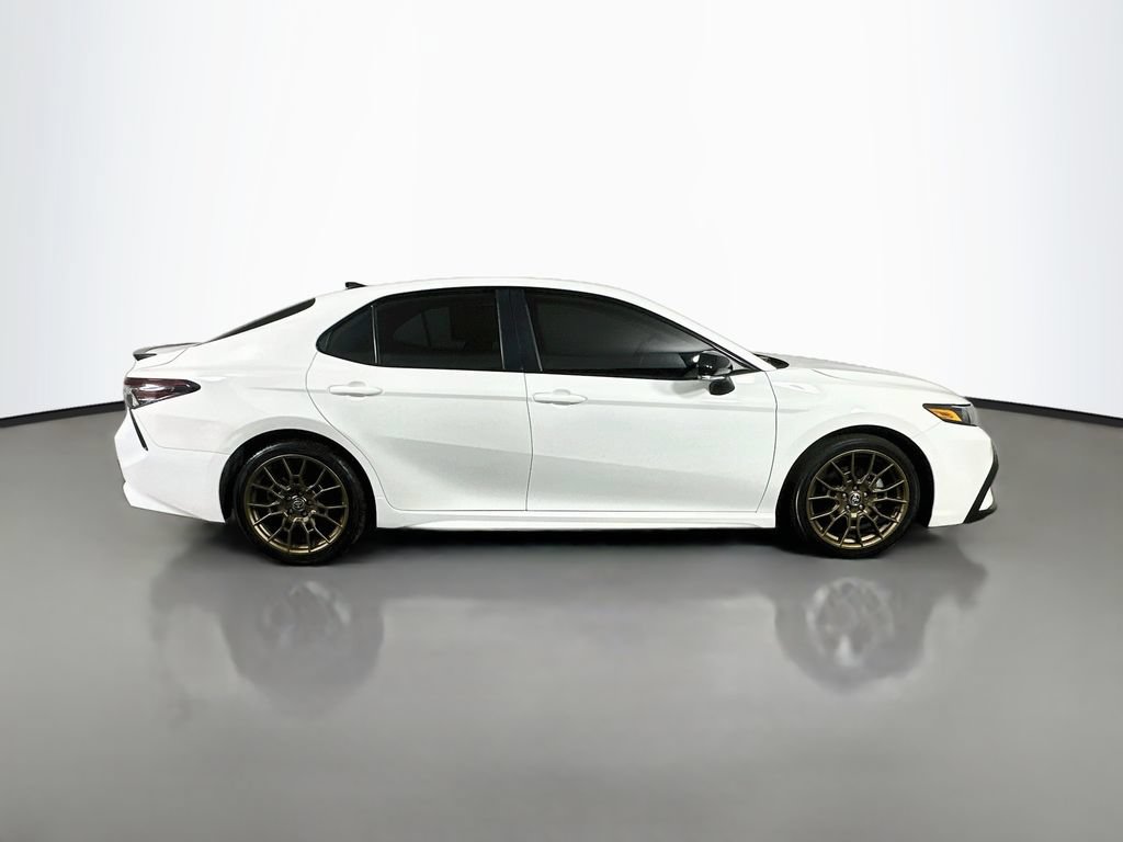 Used 2023 Toyota Camry SE FWD image 7