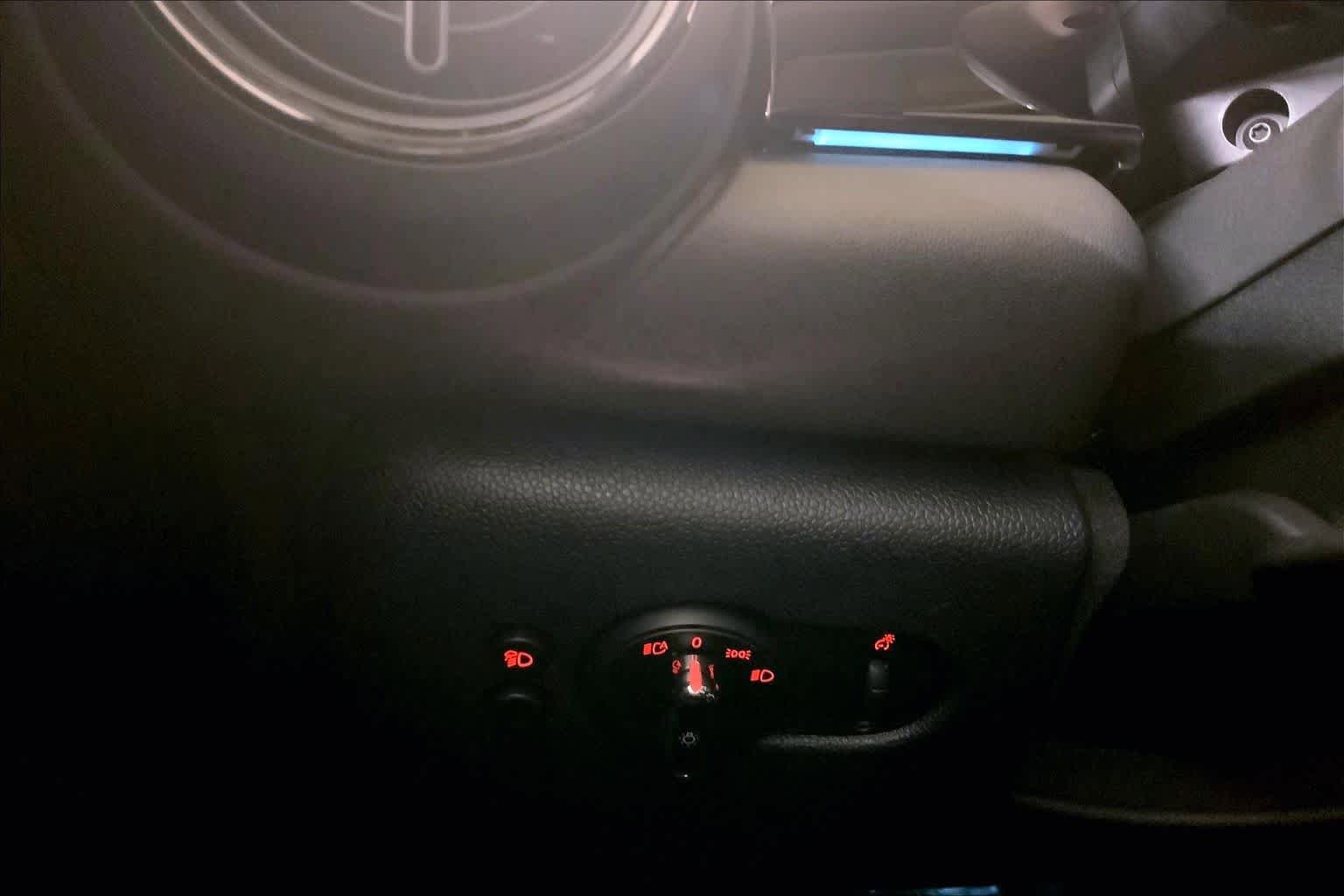 Certified 2024 MINI Cooper SE image 33