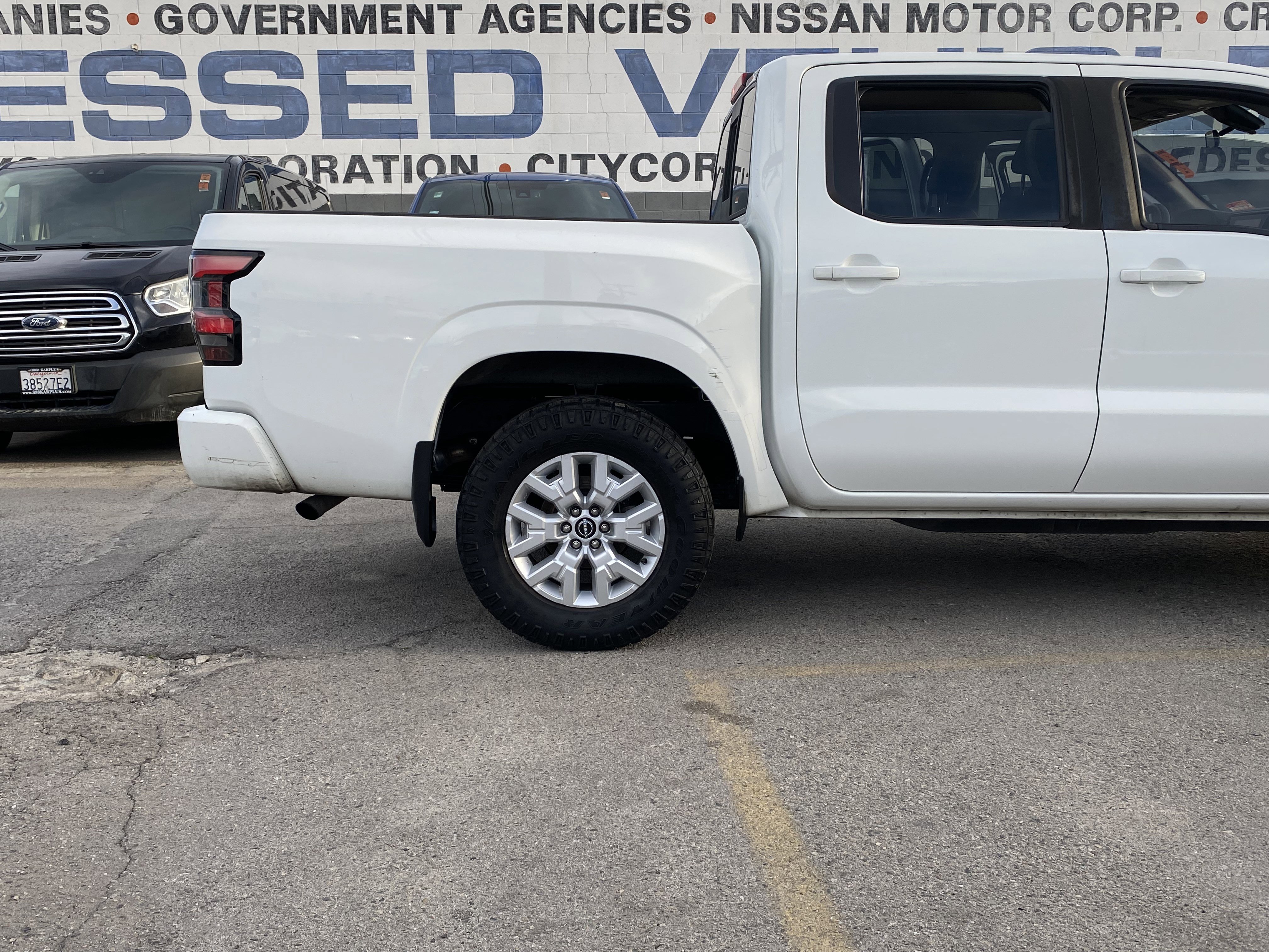 Used 2022 Nissan Frontier SV w/ Technology Package image 22