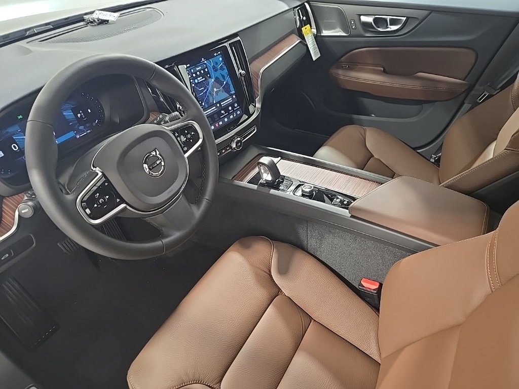 New 2026 Volvo V60 B5 Cross Country Plus w/ Climate Package image 19