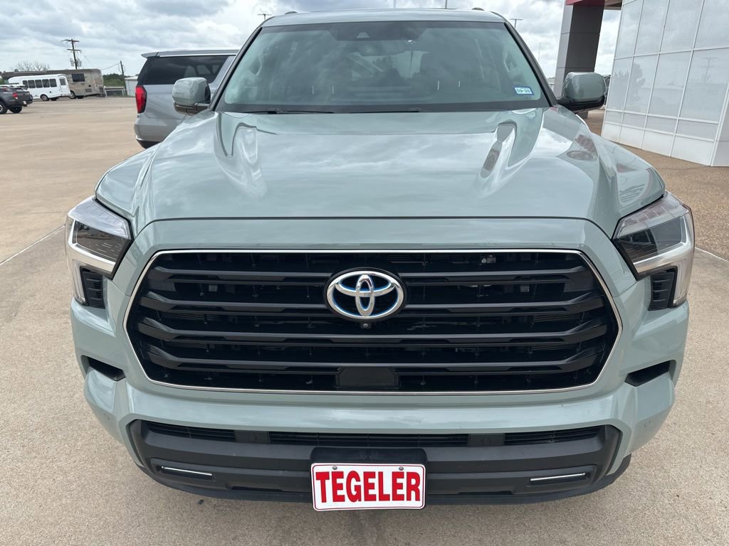 Used 2024 Toyota Sequoia SR5 w/ SR5 Premium Package AWD/4WD image 2