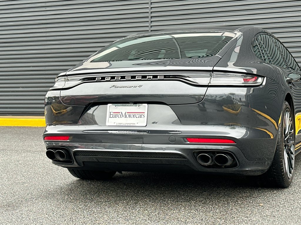 Certified 2023 Porsche Panamera 4 Platinum Edition AWD/4WD image 35