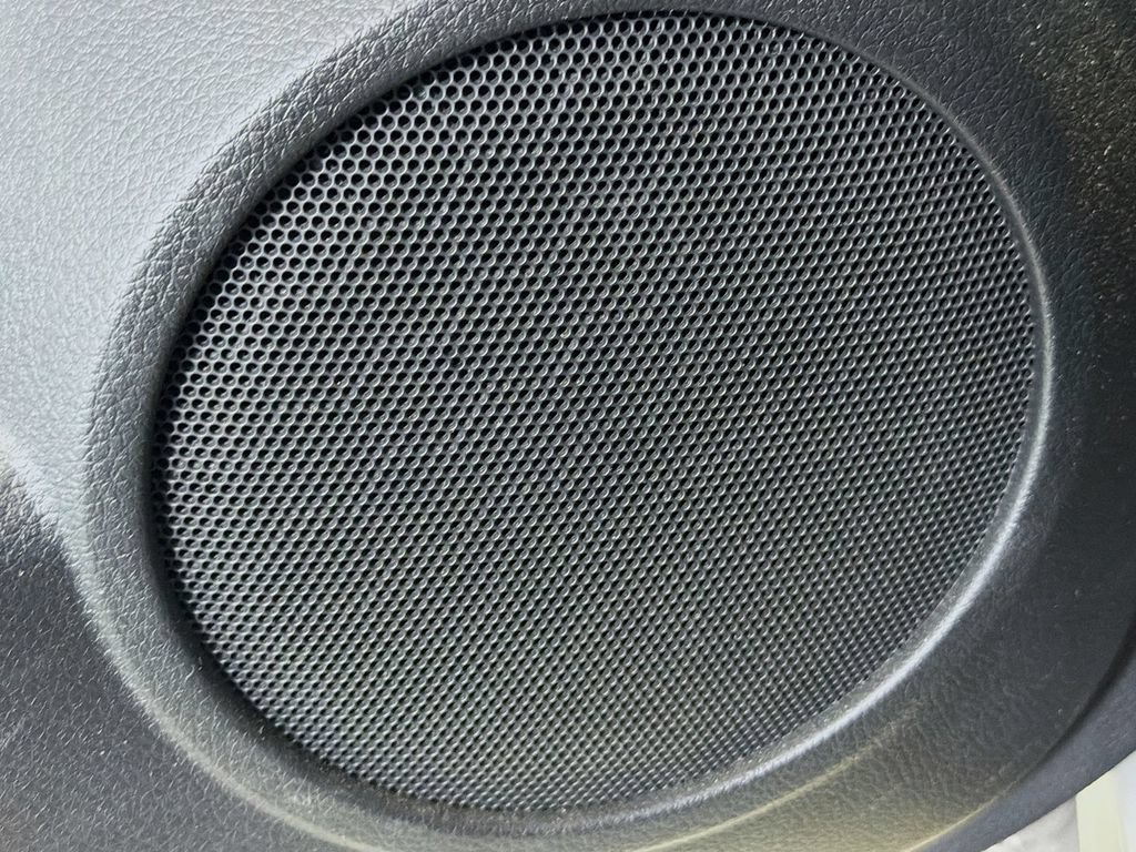 Used 2020 Nissan Rogue SV FWD image 20