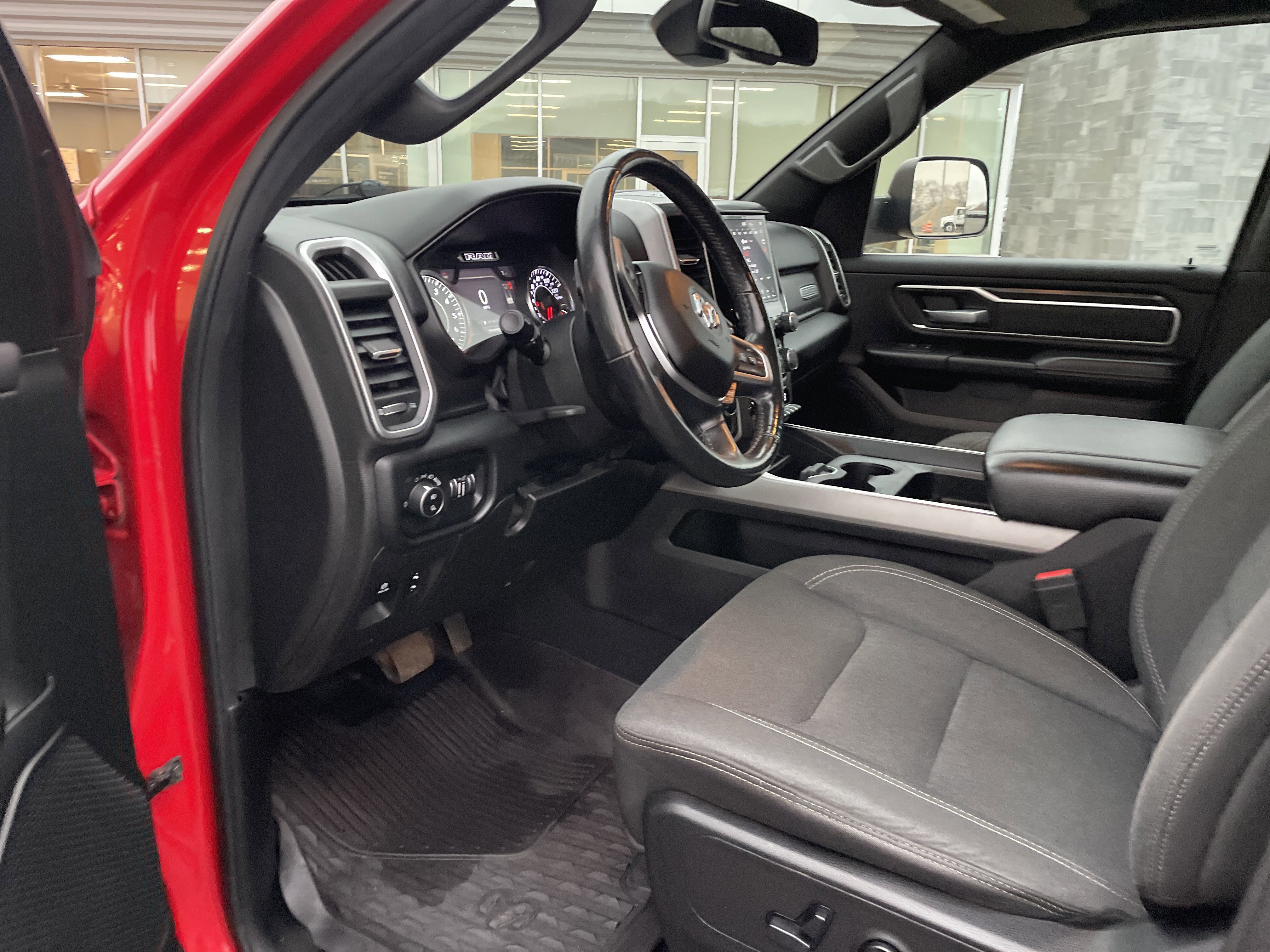 Used 2019 RAM 1500 Big Horn image 18