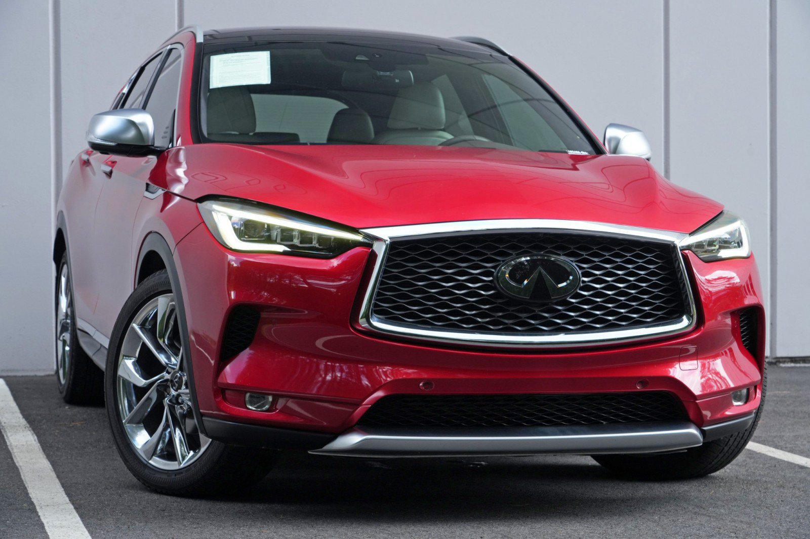 Used 2021 INFINITI QX50 Autograph w/ Premium White Leather Package FWD image 2