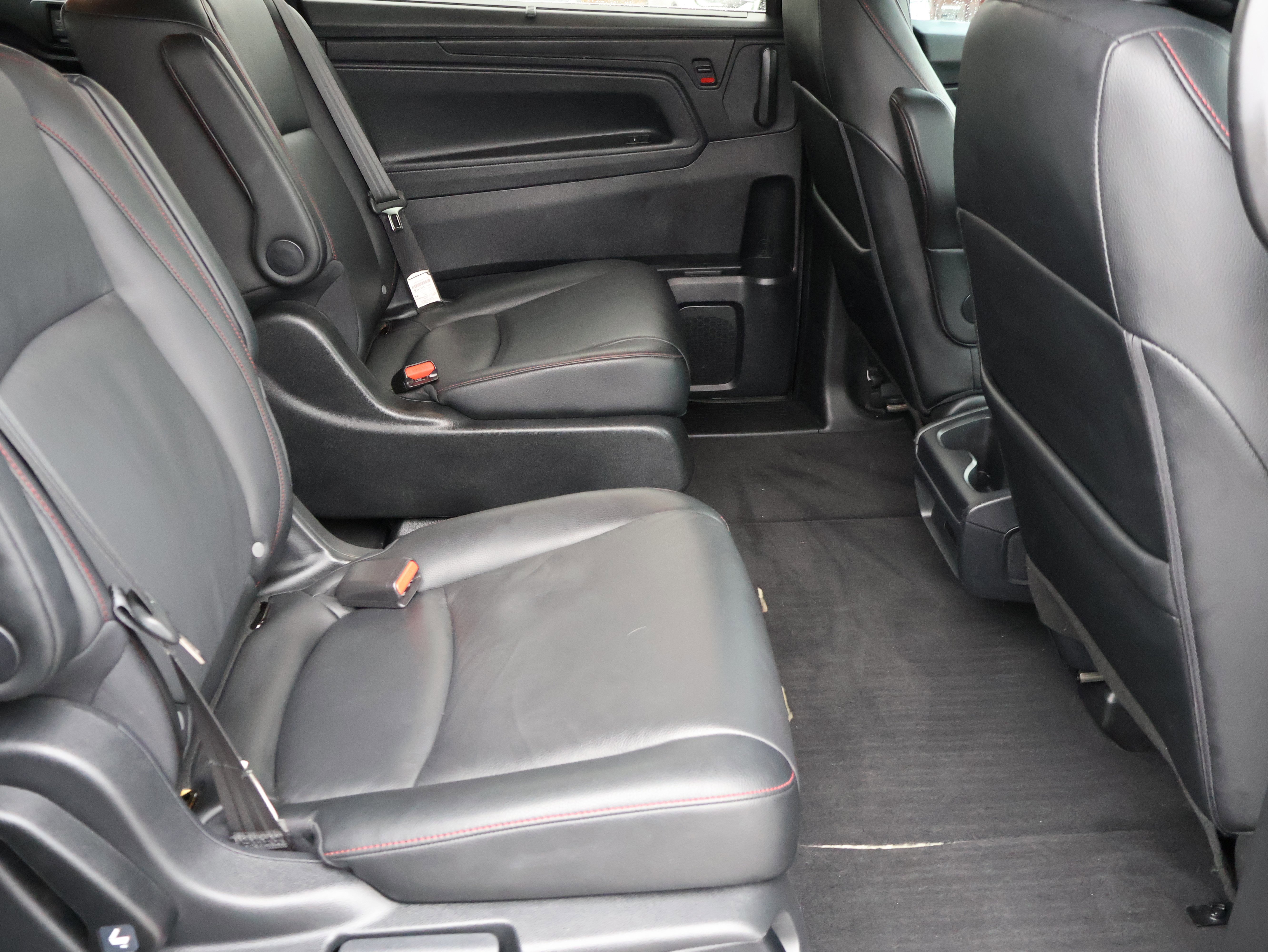 Used 2025 Honda Odyssey Sport-L image 13