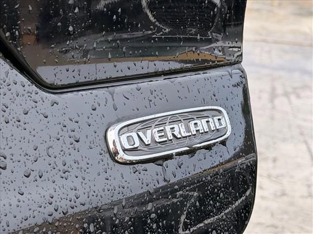 Used 2023 Jeep Grand Cherokee Overland image 5