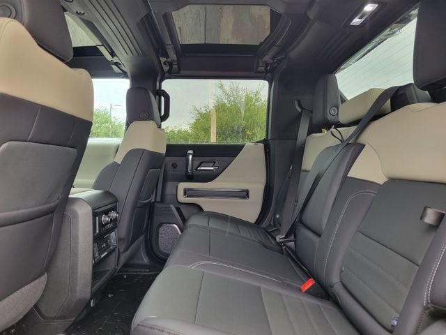 New 2026 GMC Hummer EV 4x4 Crew Cab image 10