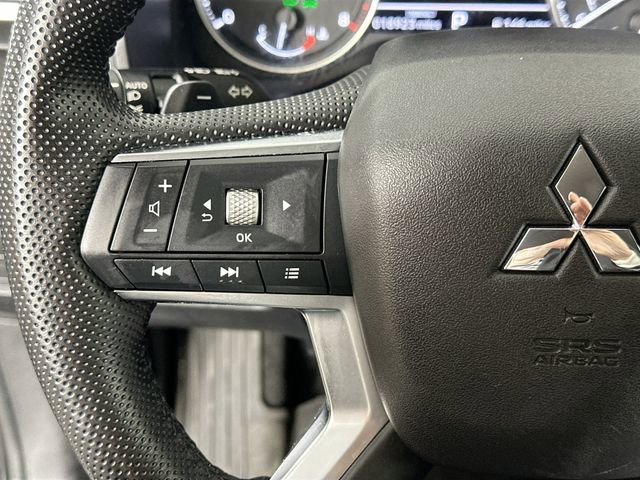 Used 2023 Mitsubishi Outlander SE image 21