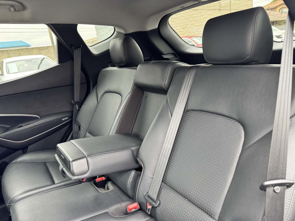 Used 2013 Hyundai Santa Fe Sport 2.0T FWD image 32