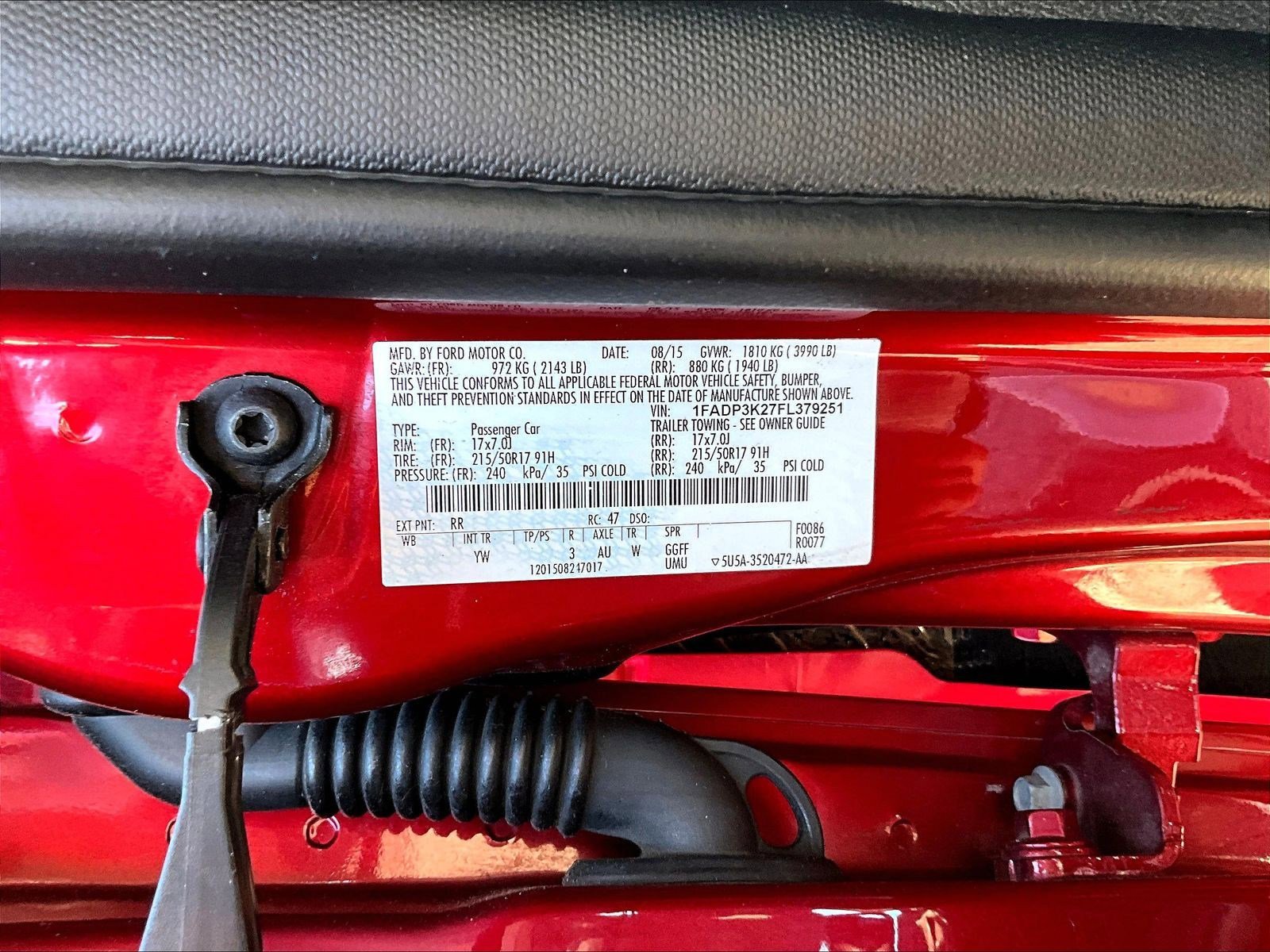 Used 2015 Ford Focus SE w/ SE Sport Package FWD image 17