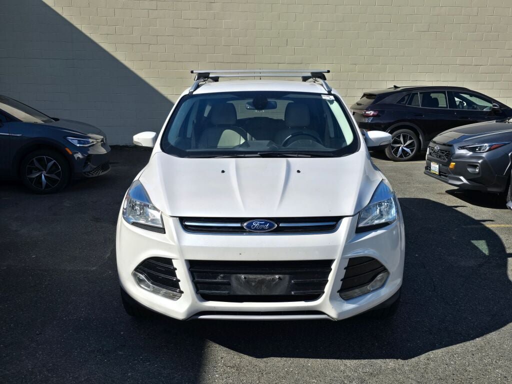 Used 2016 Ford Escape Titanium AWD/4WD image 2