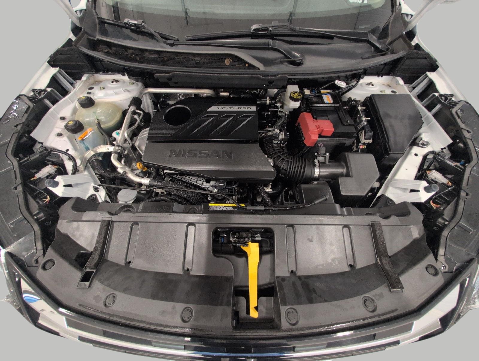 Used 2025 Nissan Rogue SV AWD/4WD image 8