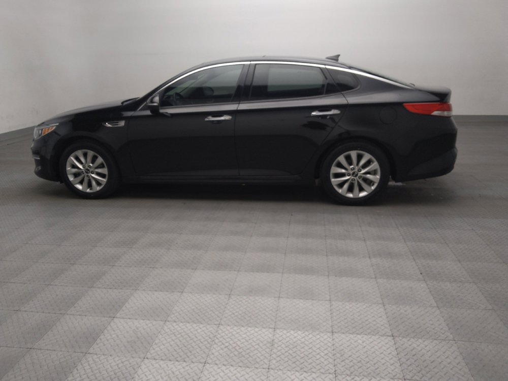 Used 2017 Kia Optima EX w/ Premium Package FWD image 2