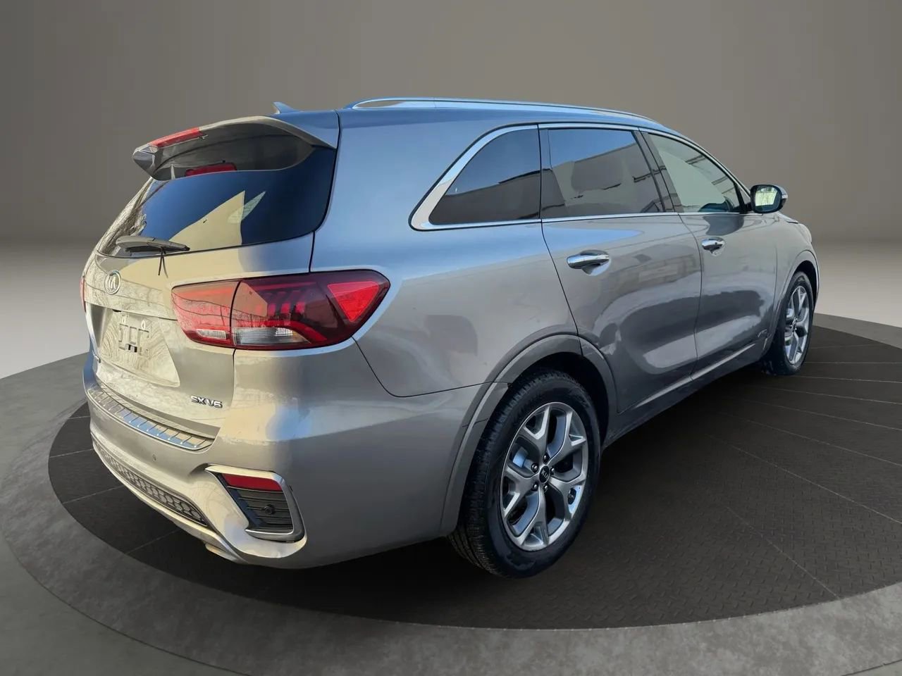 Used 2019 Kia Sorento SX image 5