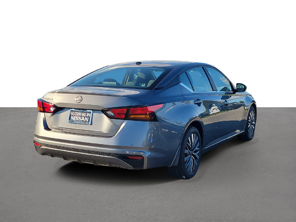New 2026 Nissan Altima 2.5 SV FWD image 3