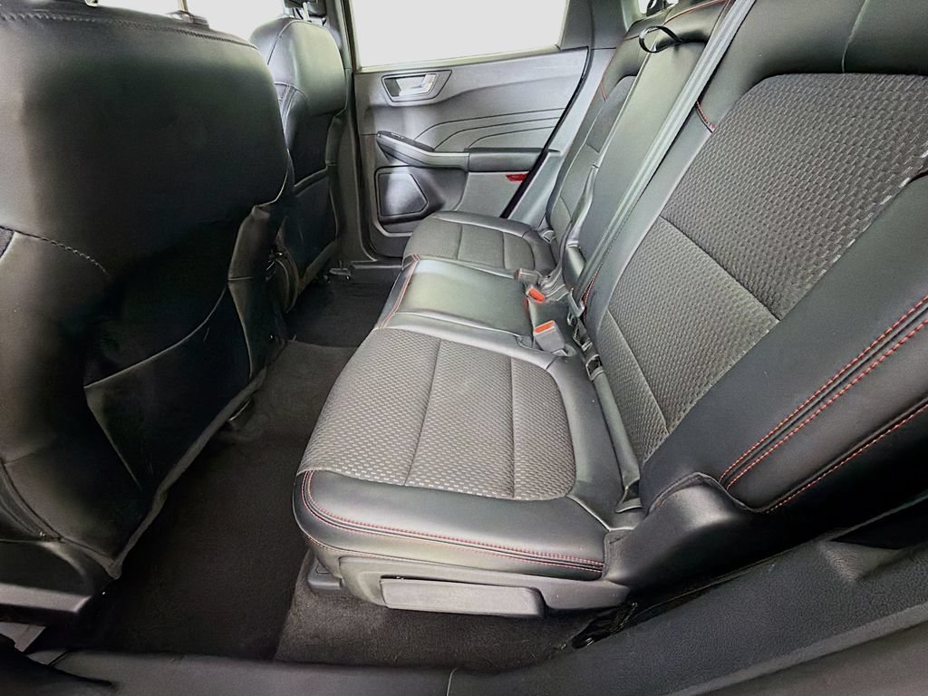 Used 2024 Ford Escape ST-Line w/ Tech Pack #1 AWD/4WD image 25