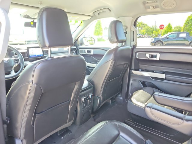 Certified 2022 Ford Explorer XLT w/ Equipment Group 202A RWD image 14