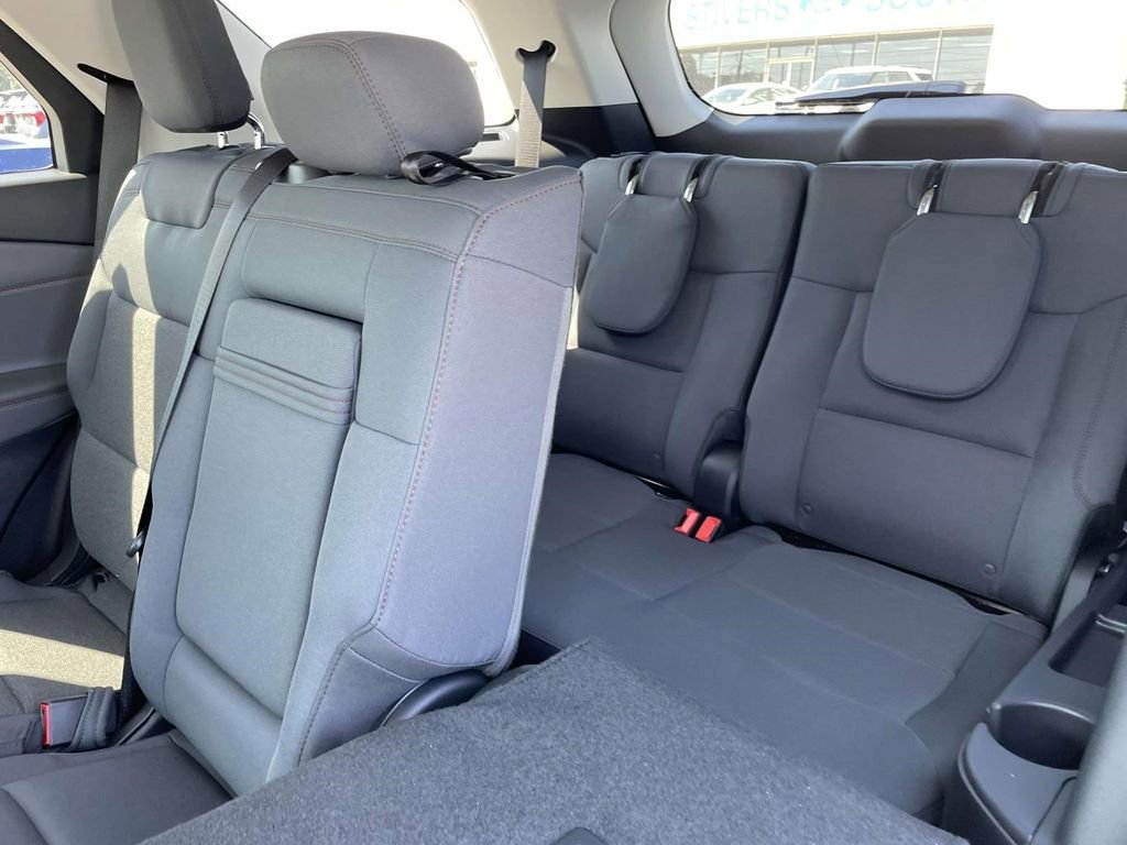 New 2025 Ford Explorer Active image 24