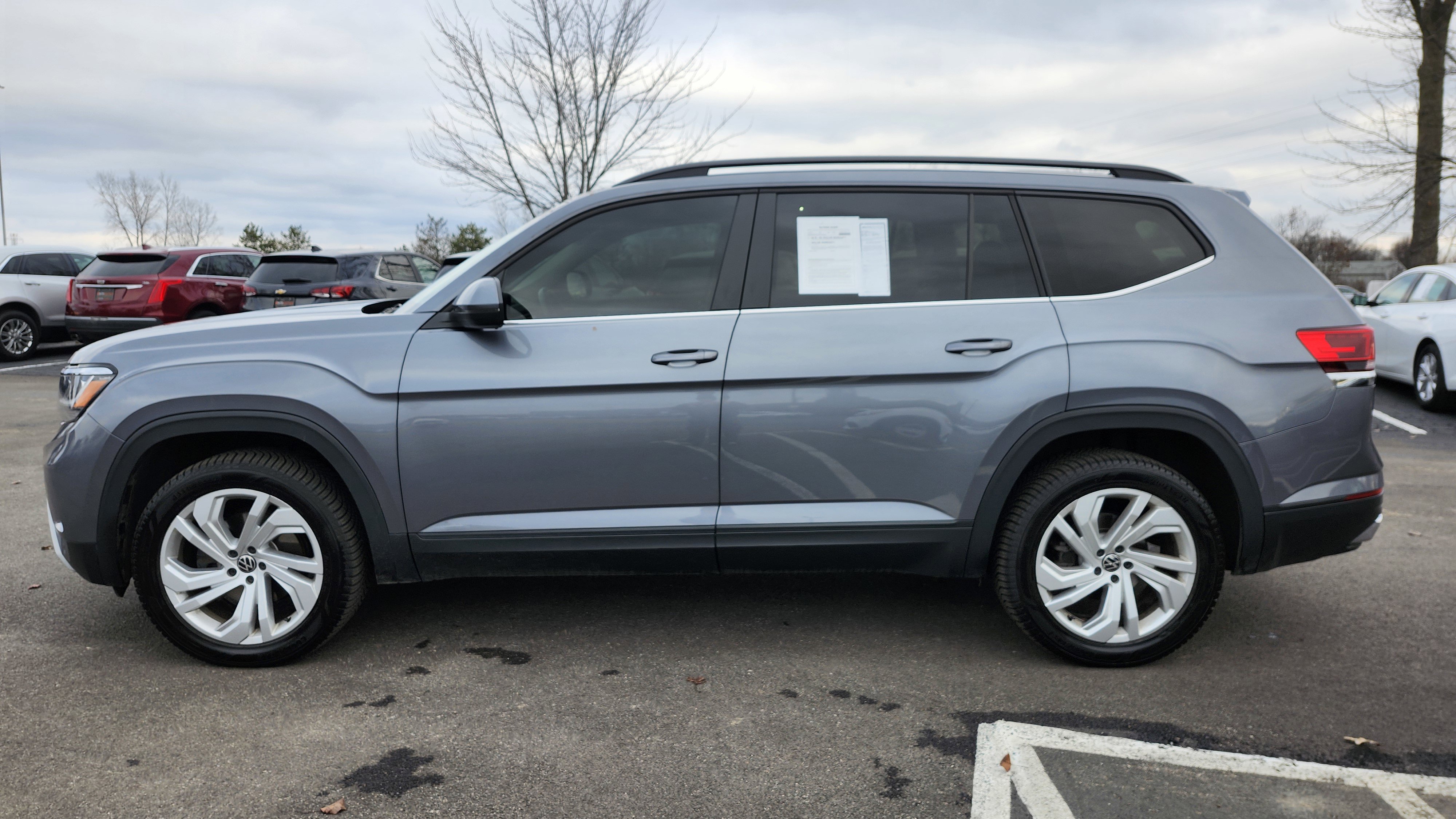 Used 2021 Volkswagen Atlas SE w/ Panoramic Sunroof Package image 15