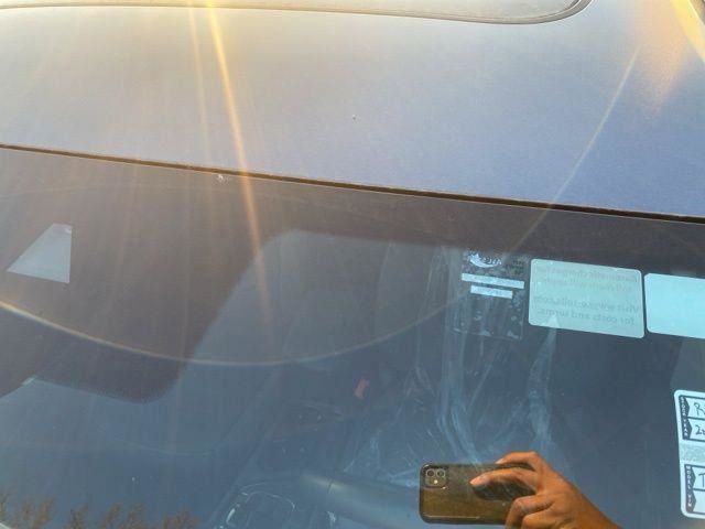 Used 2024 Volkswagen Taos SE image 17