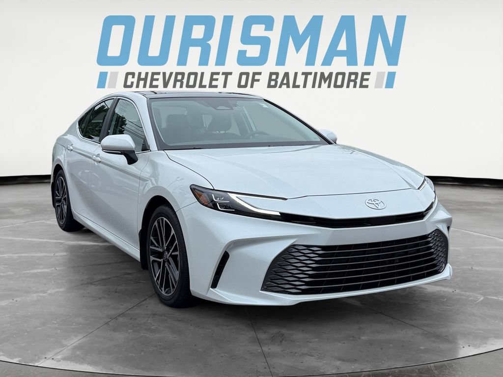 Used 2025 Toyota Camry XLE