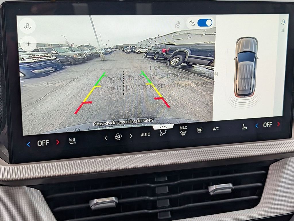 New 2026 Ford Explorer Active w/ Active Comfort Package image 3