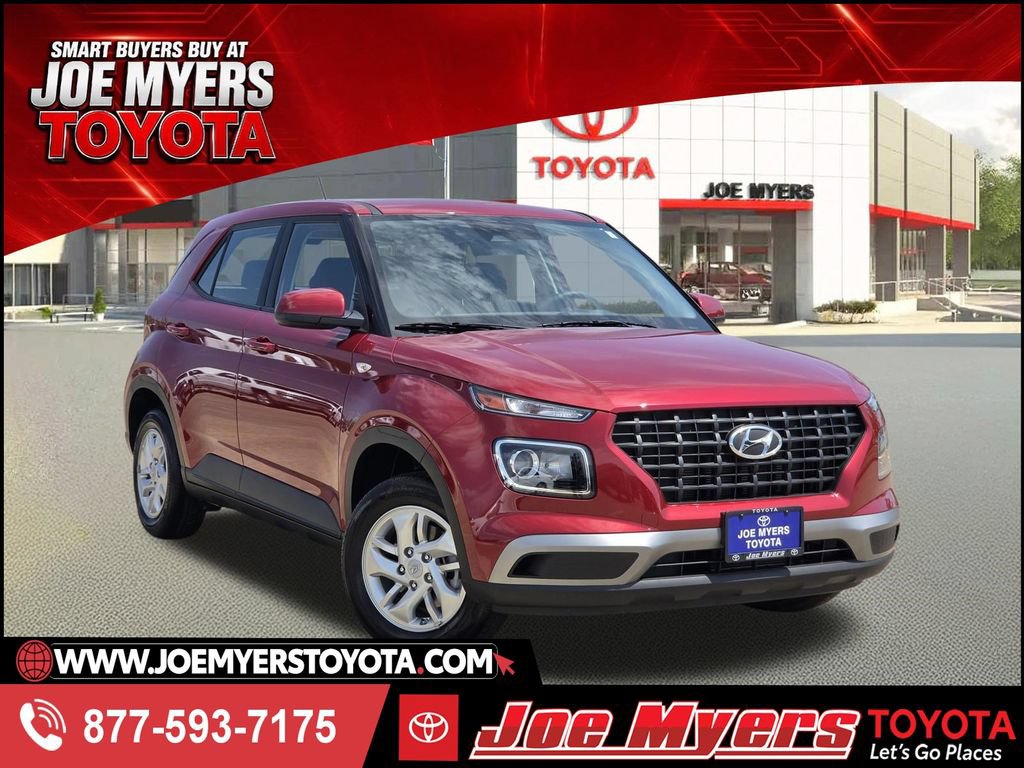 Used 2025 Hyundai Venue SE FWD image 1