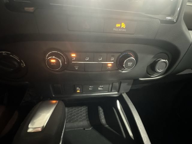 Used 2023 Nissan Frontier SV w/ Technology Package AWD/4WD image 21