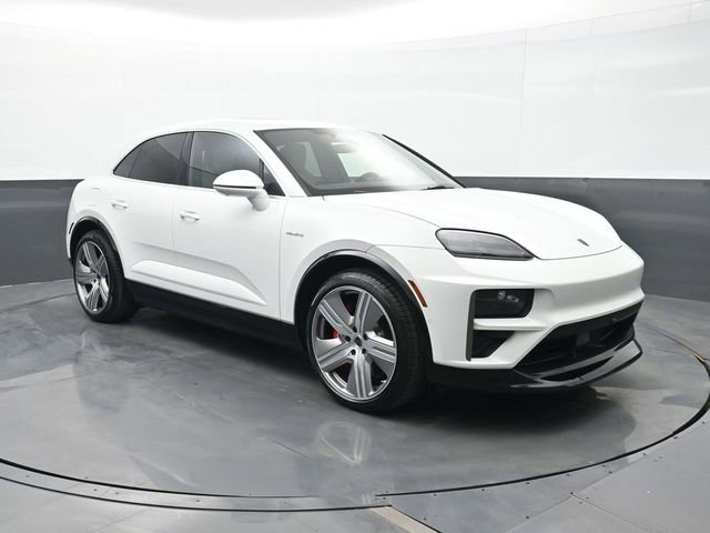 New 2026 Porsche Macan Turbo Electric AWD/4WD image 26