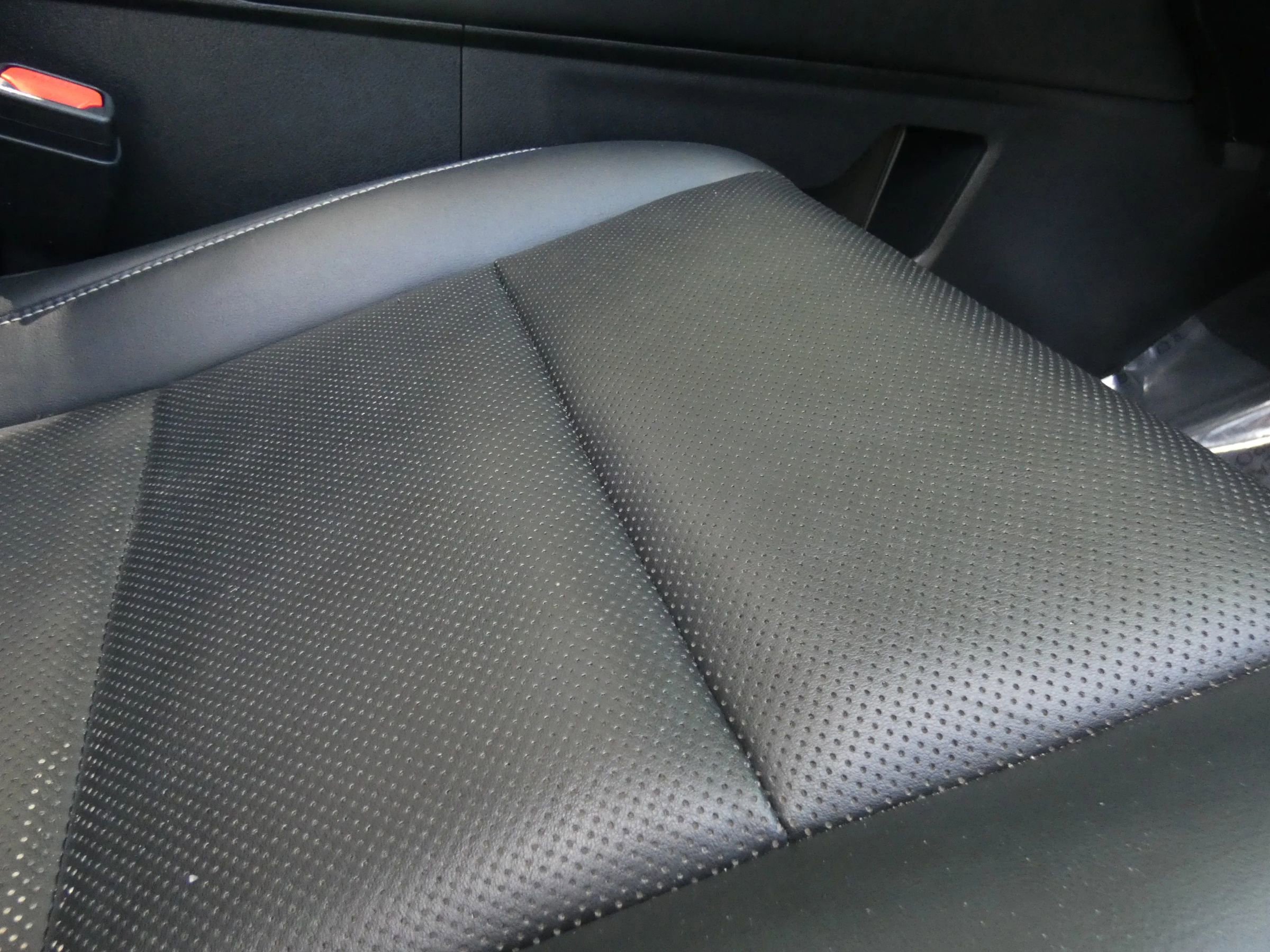 Used 2020 Lexus RX 350L FWD w/ Premium Package image 30