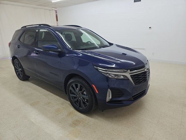 Used 2023 Chevrolet Equinox RS w/ LPO, Floor Liner Package image 13