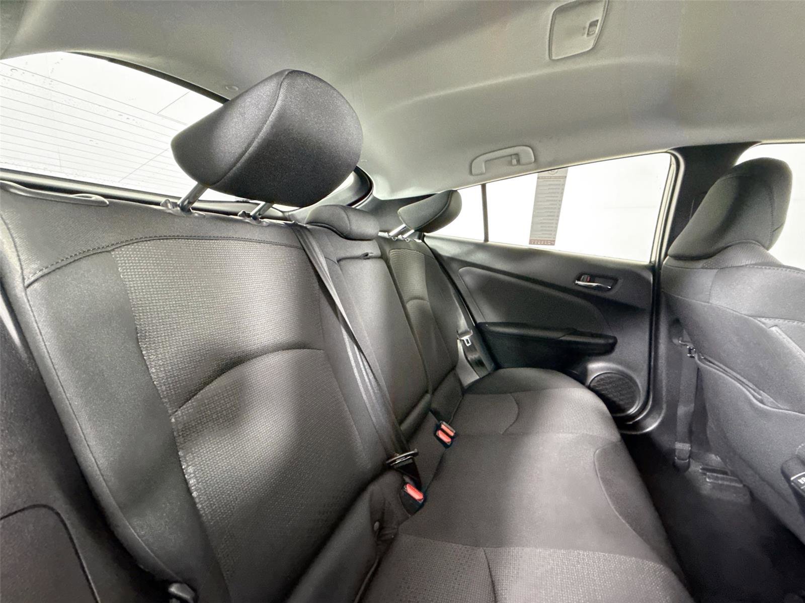 Certified 2022 Toyota Prius LE image 36