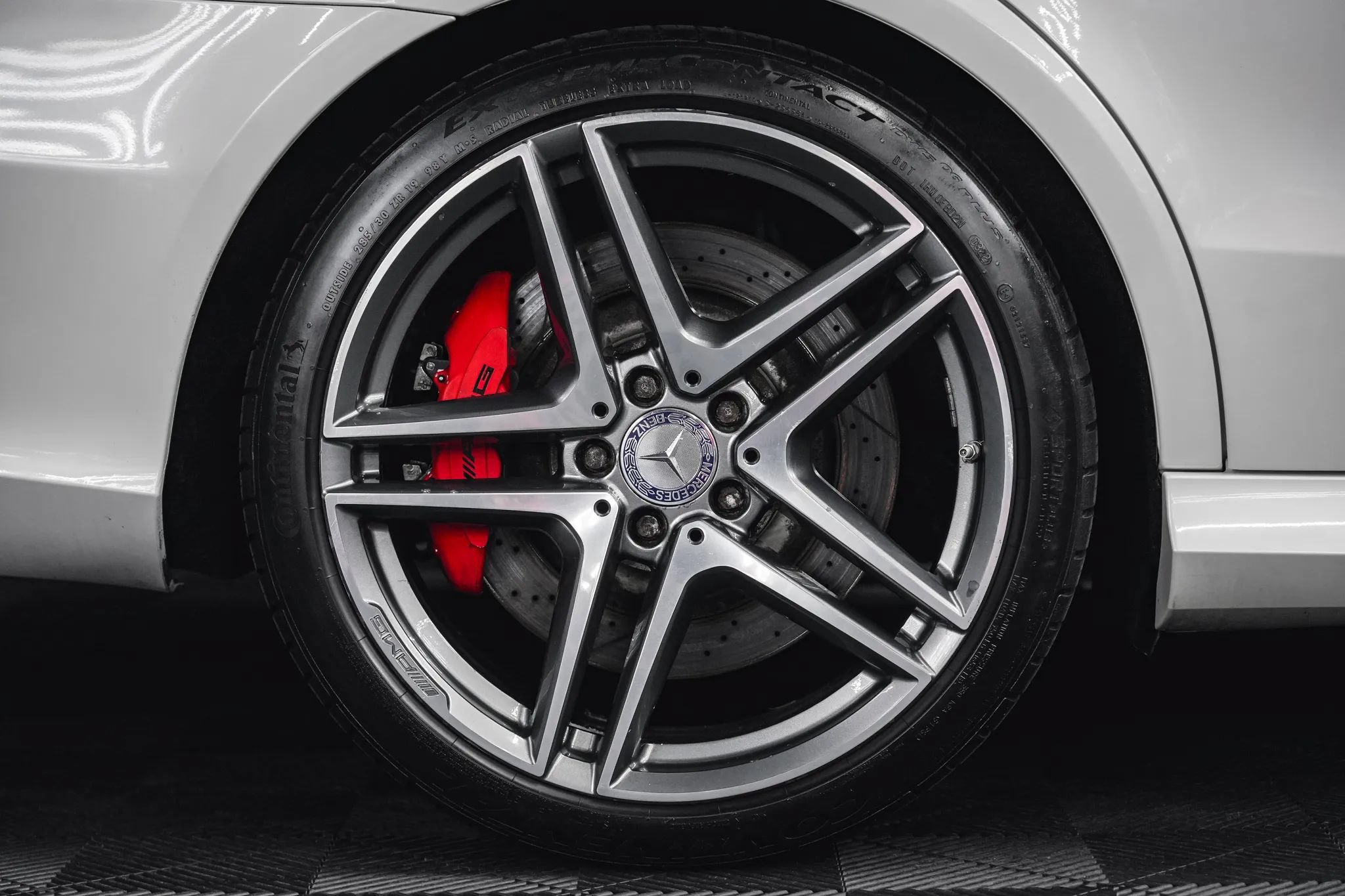 Used 2014 Mercedes-Benz E 63 AMG S-Model image 16