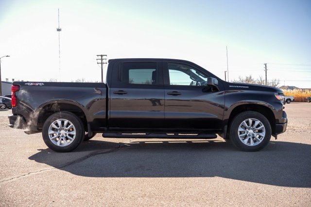 Used 2022 Chevrolet Silverado 1500 Custom image 4