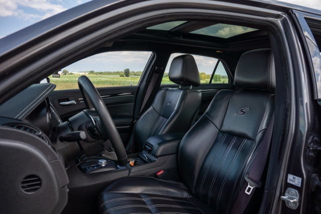 Used 2023 Chrysler 300 S RWD image 14