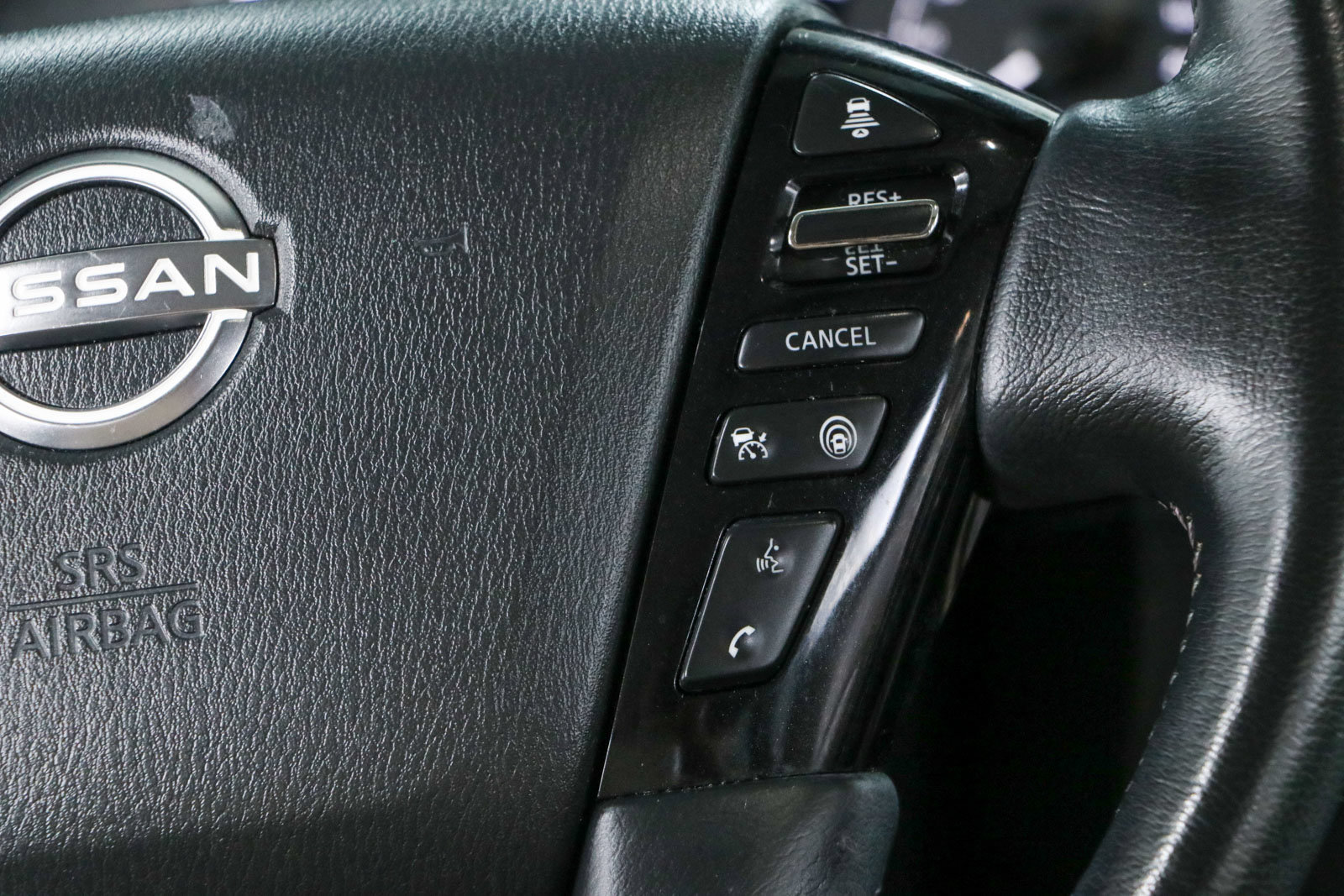 Used 2023 Nissan Armada SL w/ Captain's Chairs Package RWD image 15