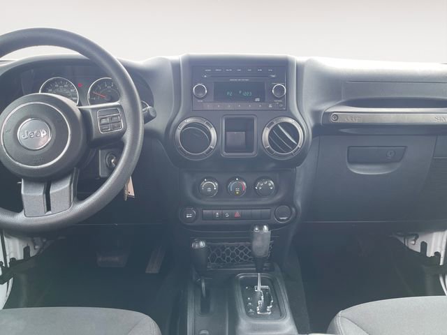 Used 2018 Jeep Wrangler Unlimited Sport image 10