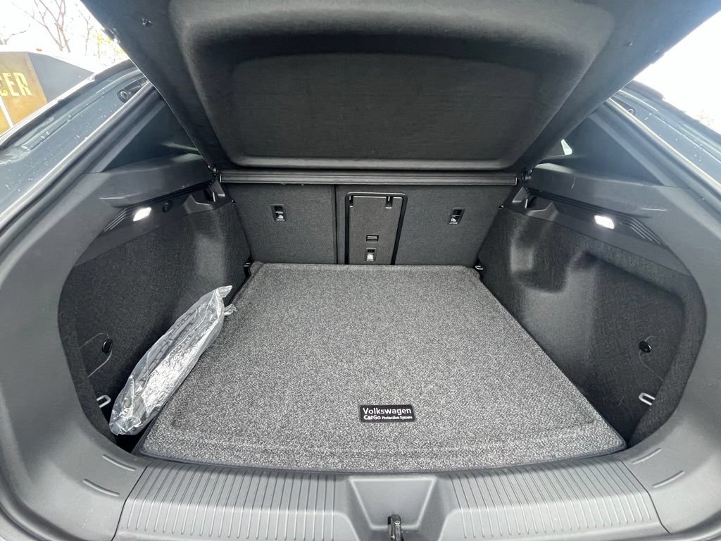Certified 2024 Volkswagen ID.4 S RWD image 26