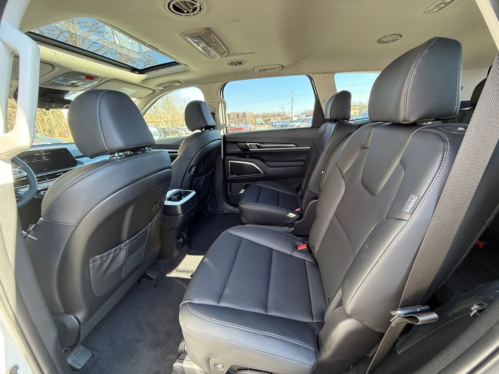 New 2025 Kia Telluride S image 24